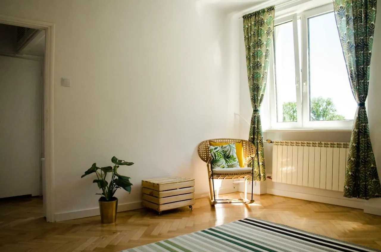 Slow Life Apartment Next To Metro Station Warsaw