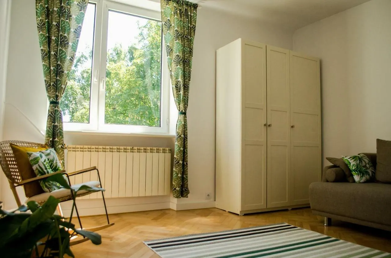 Slow Life Apartment Next To Metro Station Warsaw
